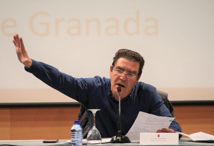 Dos llenos consecutivos en la conferencia del juez Calatayud en Murcia